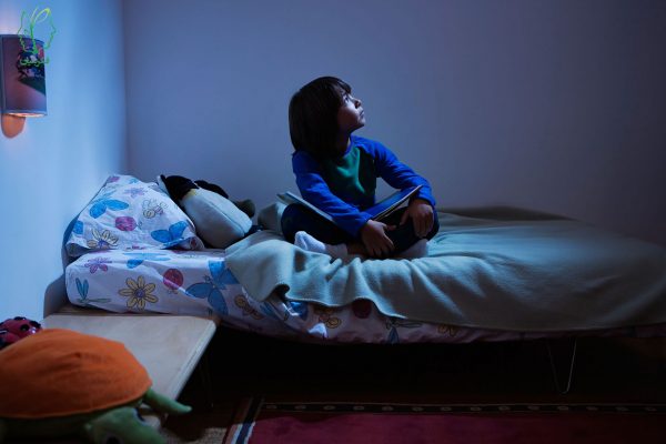 مشکل دیر به خواب رفتن در کودکان
